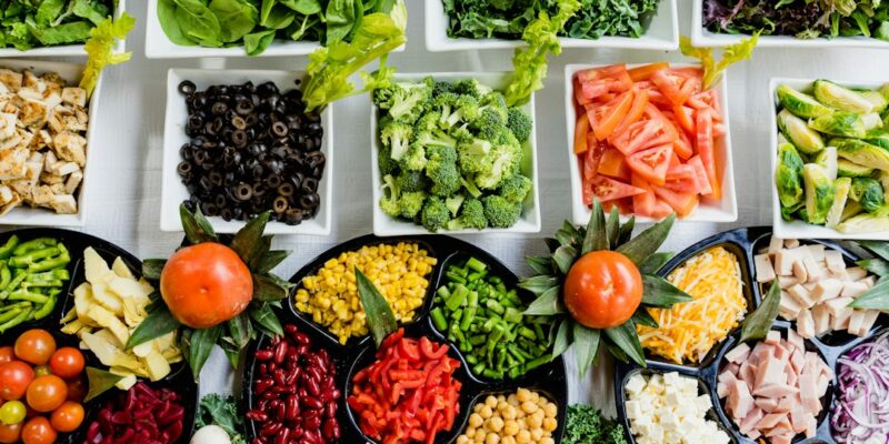 A table with different types of vegetables.