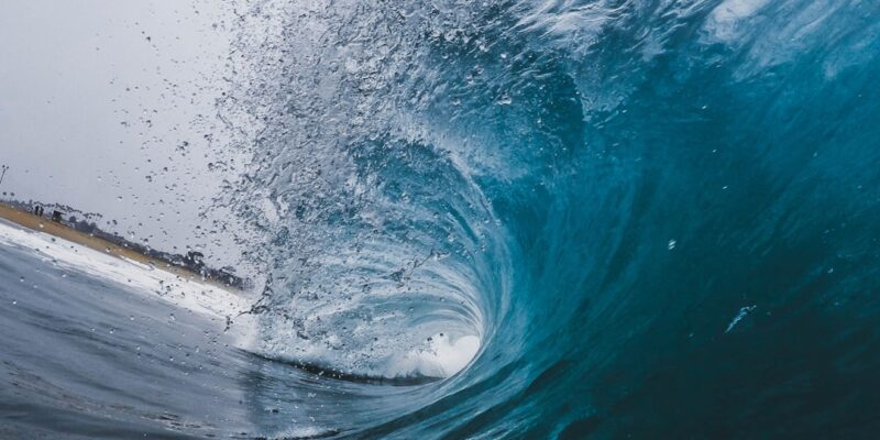 Photo magnet wave