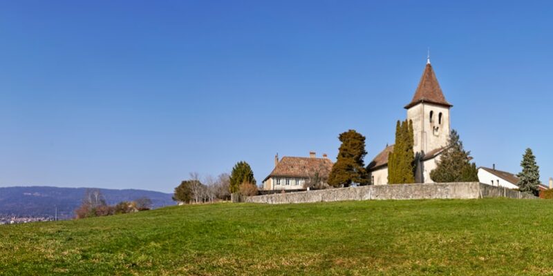 Photo Mountainside village