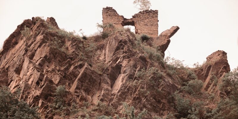 Photo mountains, ruins