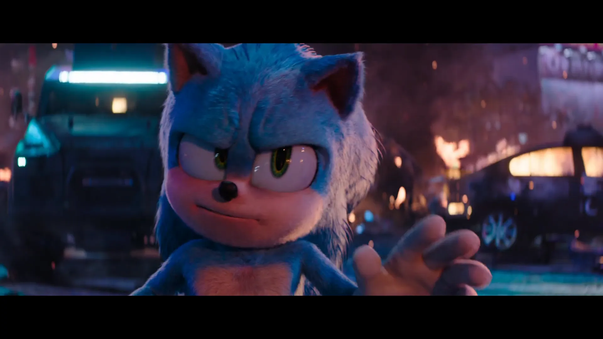 Sonic questions new hedgehog's appearance